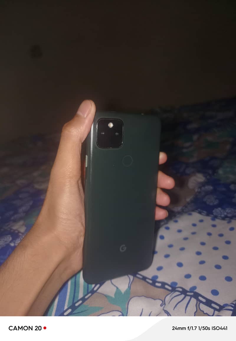 Google Pixel 5a 0