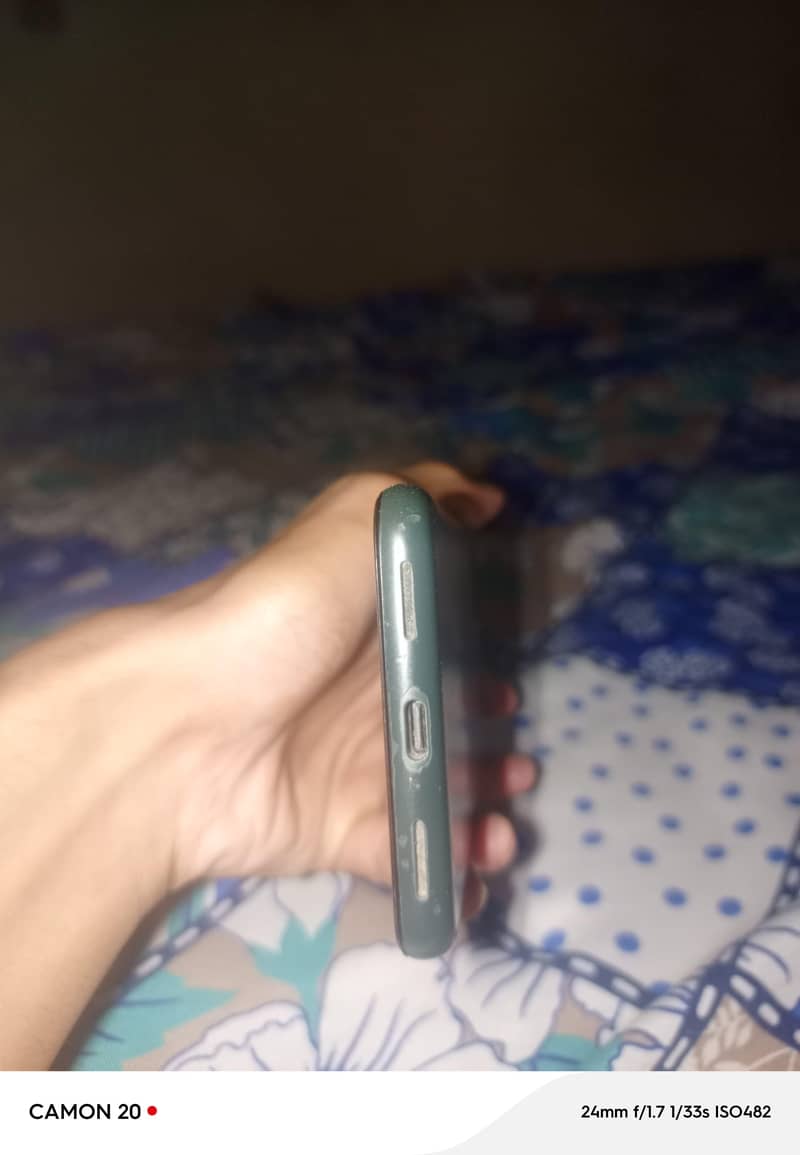 Google Pixel 5a 3