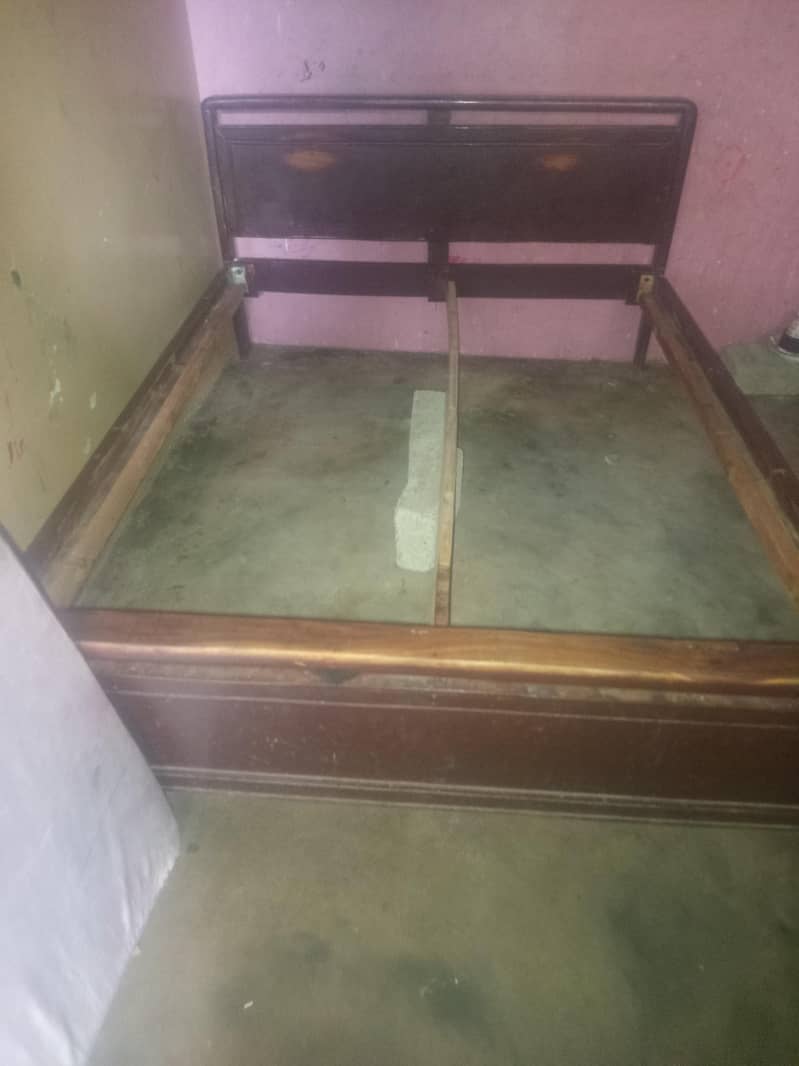 only bed hai 4