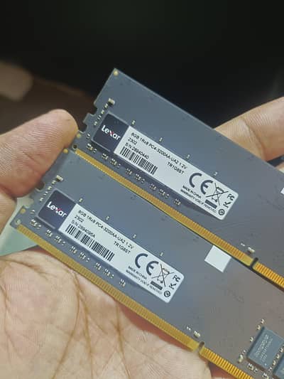 2x8gb DDr4 3200Mhz