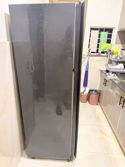 11 Cubic Dawalance  Fridge