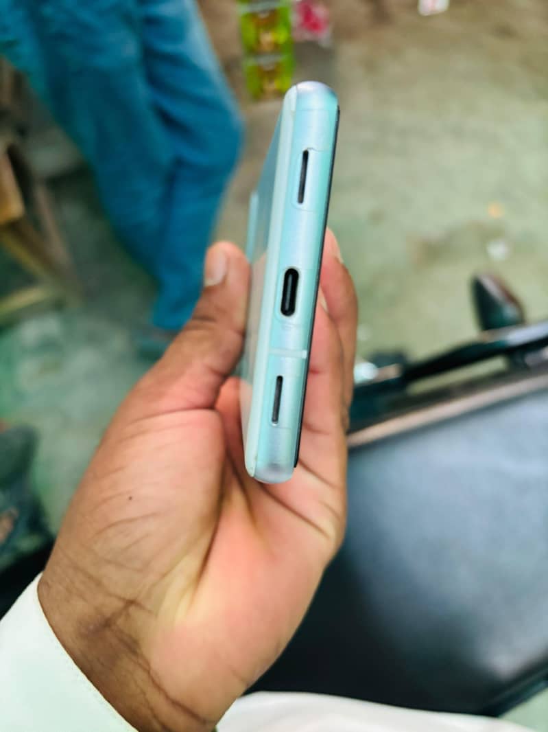Google Pixel 7a 4