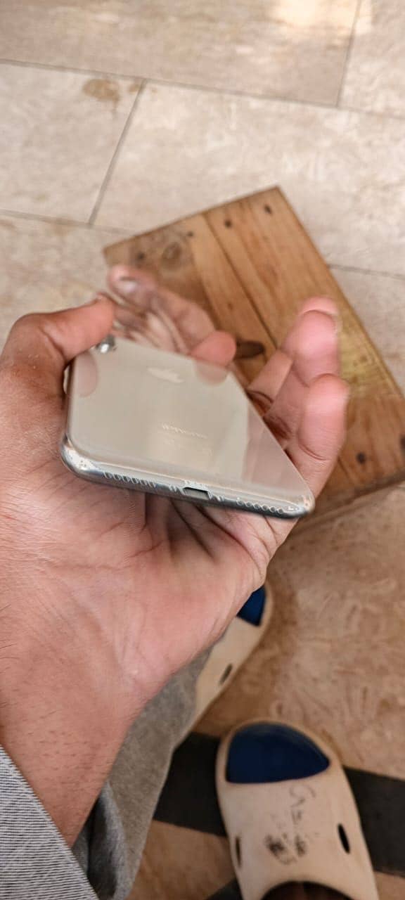 Apple iPhone X 5