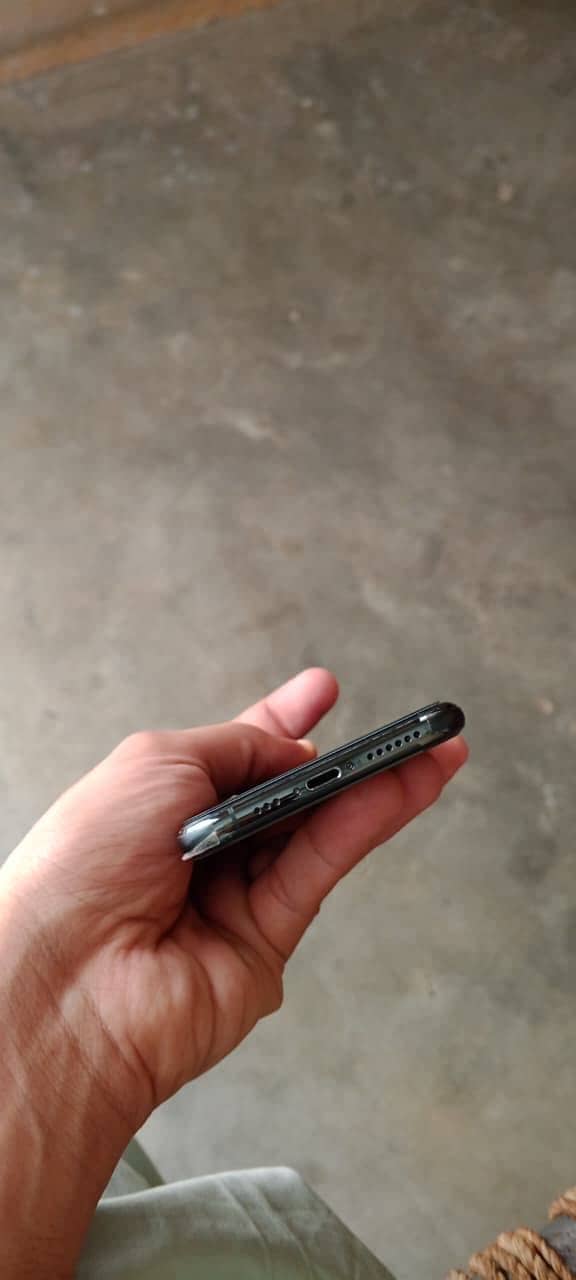 IPhone 11 Pro 0