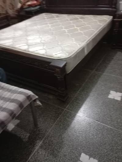 Molty Faom Matres 6*6.5*1 Feet . Matres spring