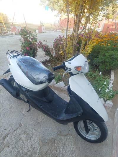 Scooty Honda dio 49cc Patrol orginal , urgent sale