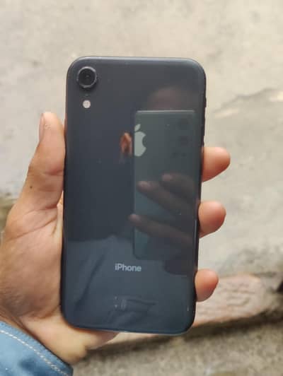 Apple iPhone XR
