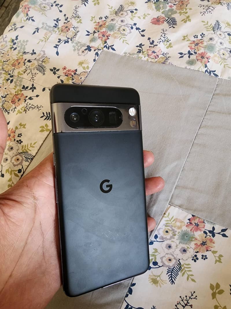 Google Pixel 8 Pro 4