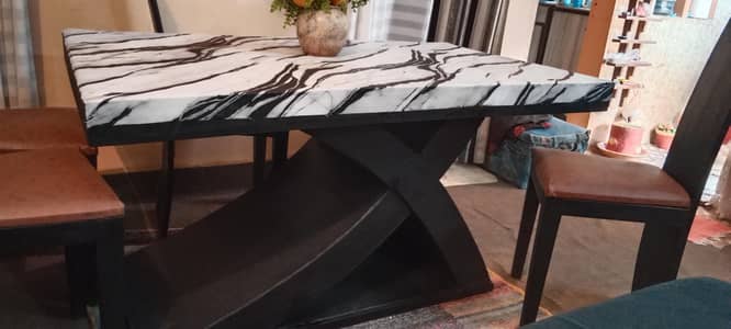 Wooden Dinning Table ē 4 Chairs
