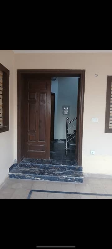 10 Marla House With Solar Available For Rent