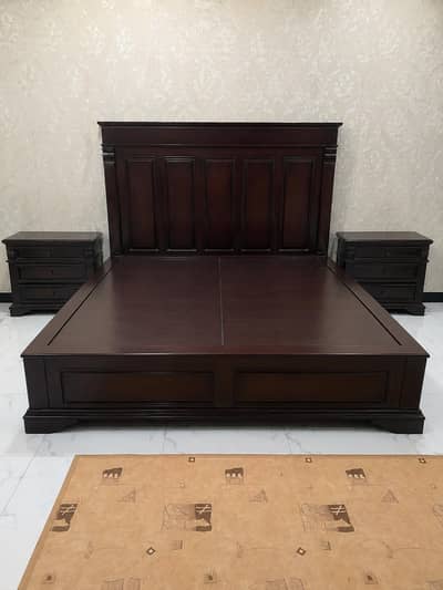 Doctor Family used Double Bed With Side Tables and Dressing table for