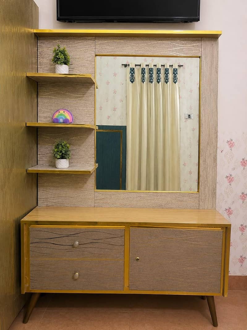 Console Table with mirror 1