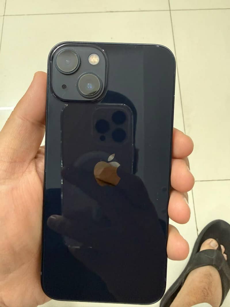 Apple iPhone 13 0