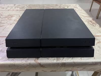 PS4 Fat 500GB Matte Series | 3 Controllers | 4 Games Included