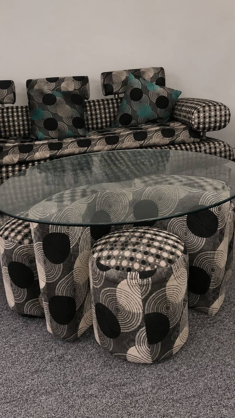 Full 7 seater sofa set with coffee table 4