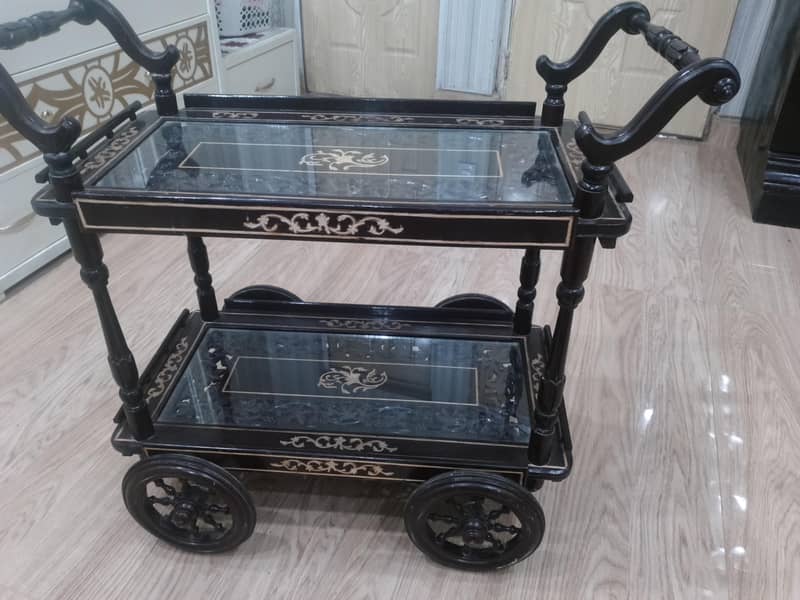 serving trolley 0