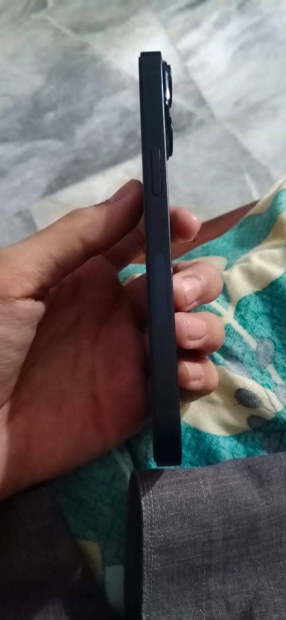 iPhone 14jv 1
