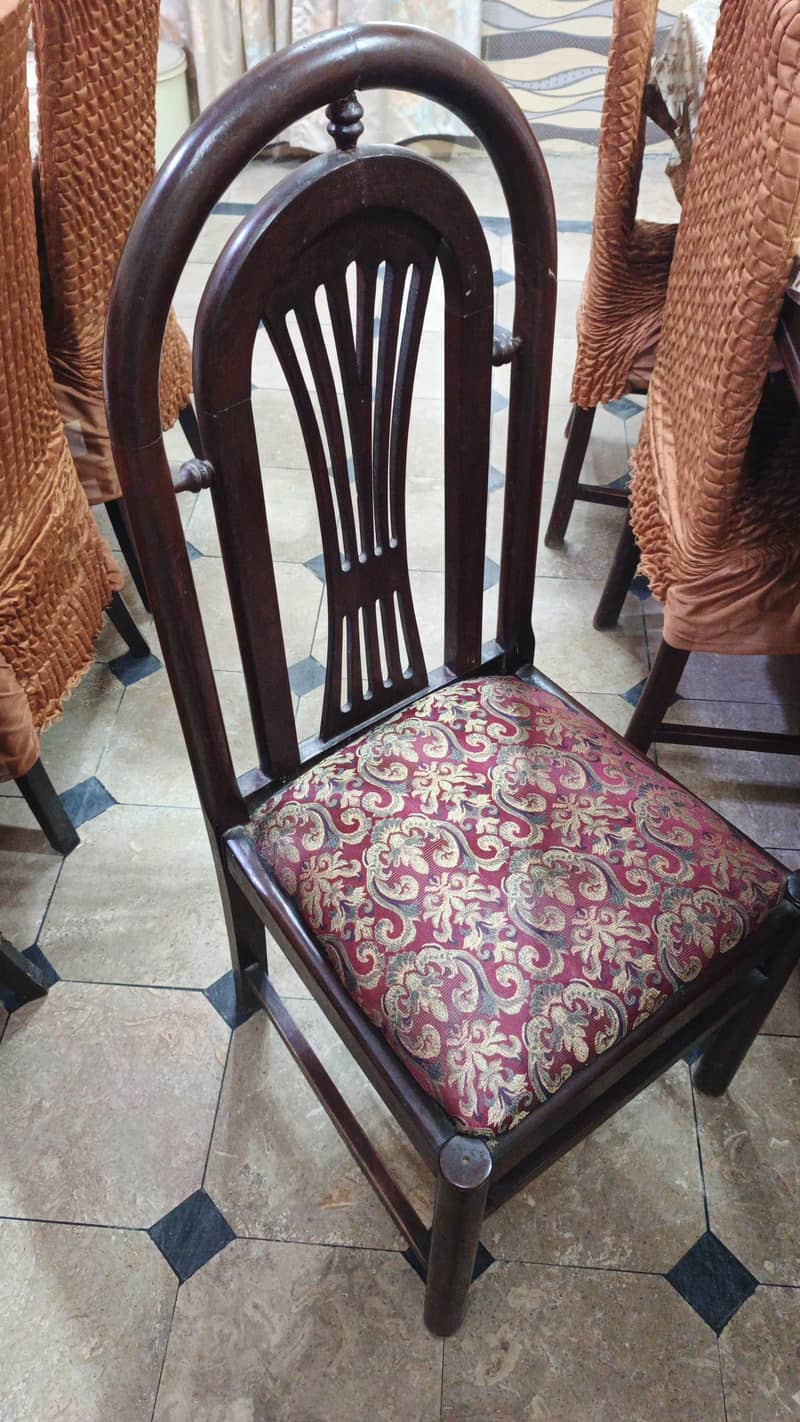 Dining tabale 2