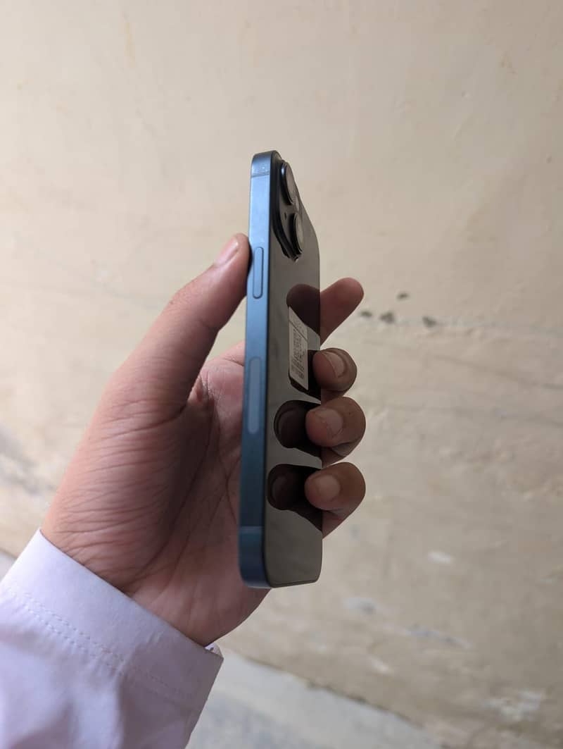Apple iPhone 14 2
