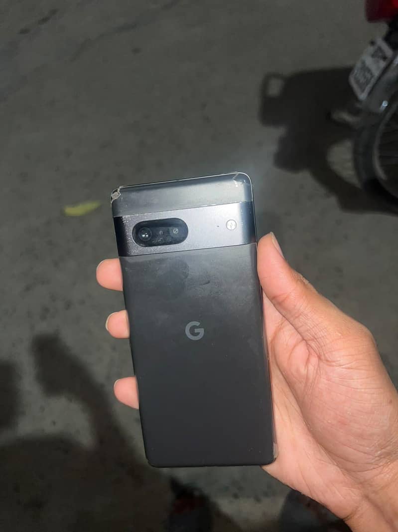 Google Pixel 7 3