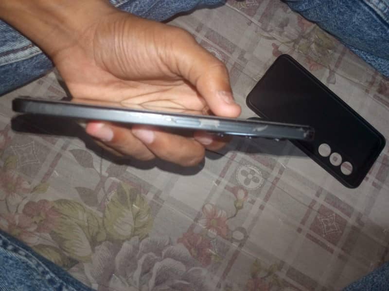 Itel S25 8