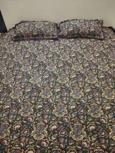 Bedsheets with 2 pillow Cover