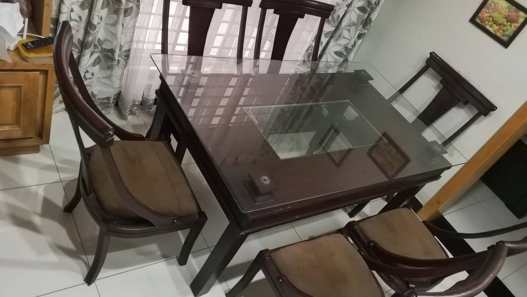 Dining table 6 sitter 0