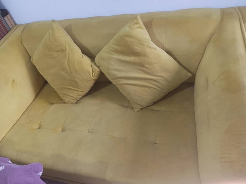 SELLING SOFA SET !! 1