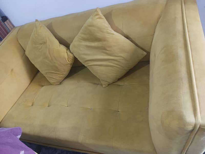 SELLING SOFA SET !! 2