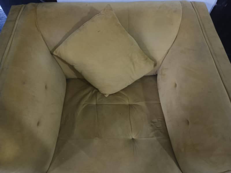 SELLING SOFA SET !! 3