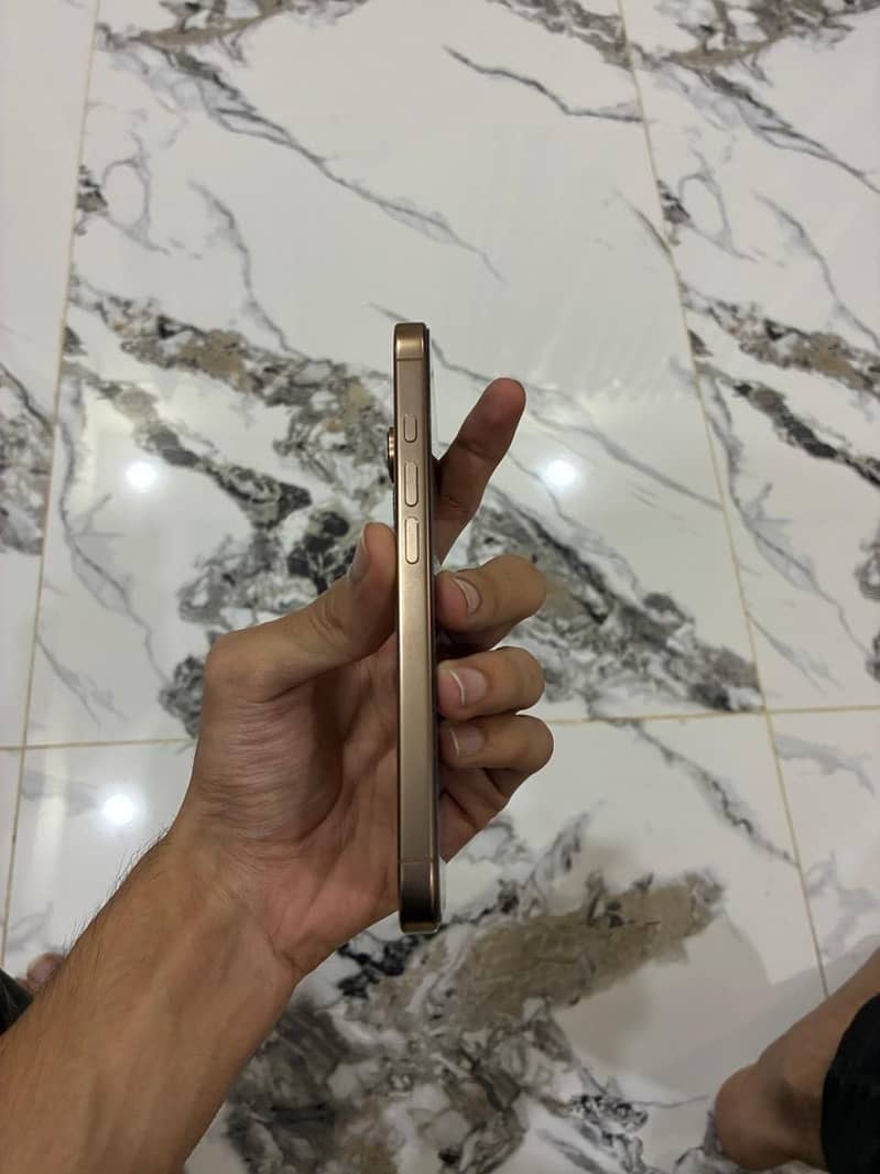 iphone 16 pro 6