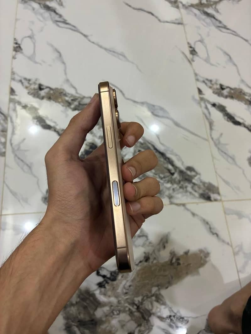 iphone 16 pro 7