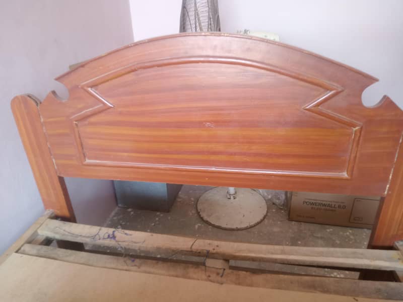 bed available good condition 0