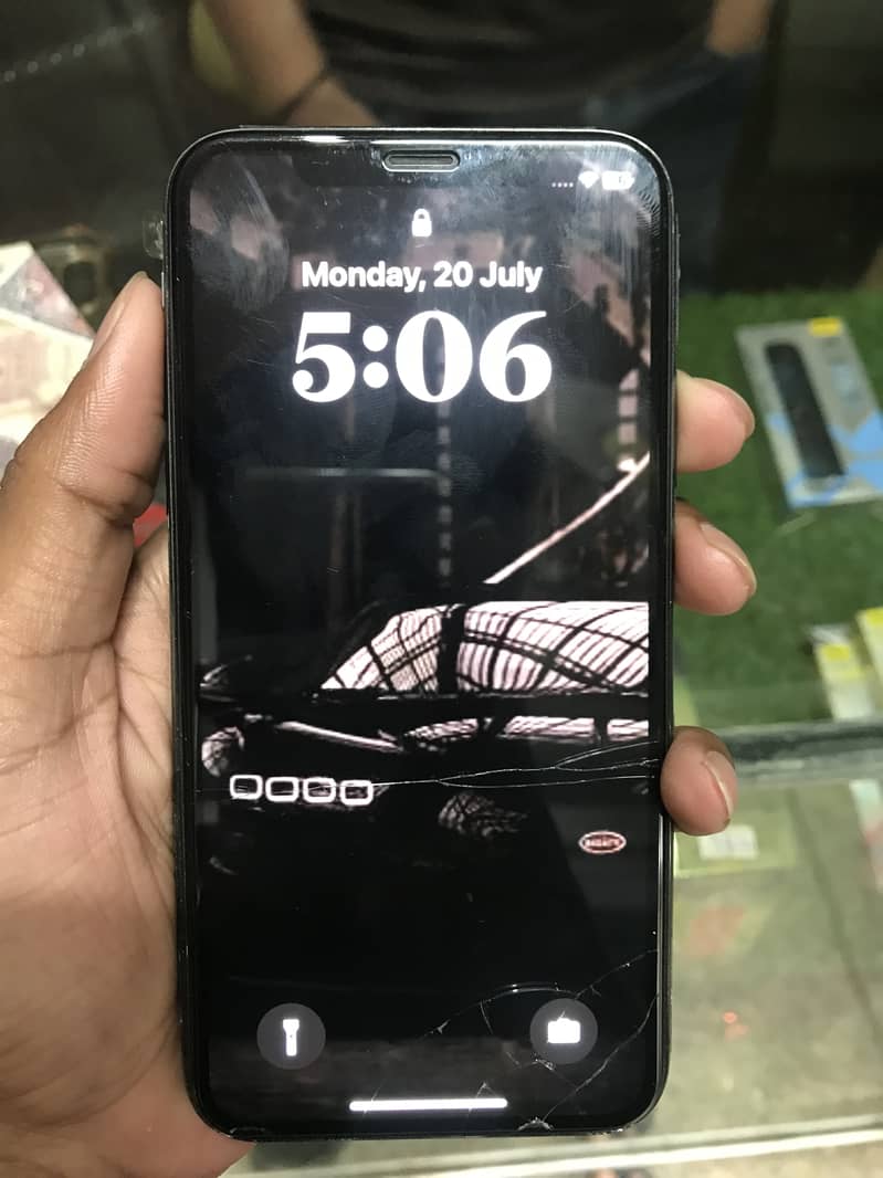 Apple iPhone X 1