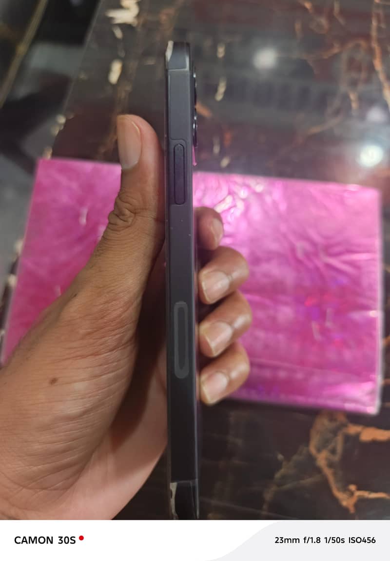 Apple iPhone 12 5