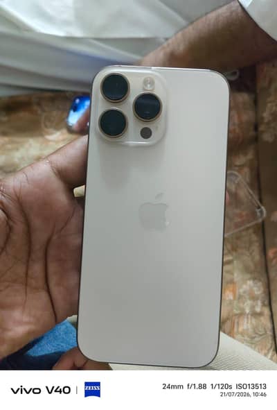 Apple iPhone 16 Pro Max