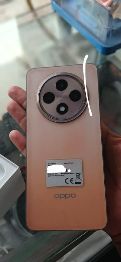 OPPO Reno12 F