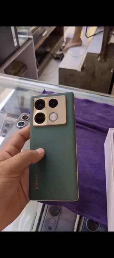 Infinix Note 40 Pro
