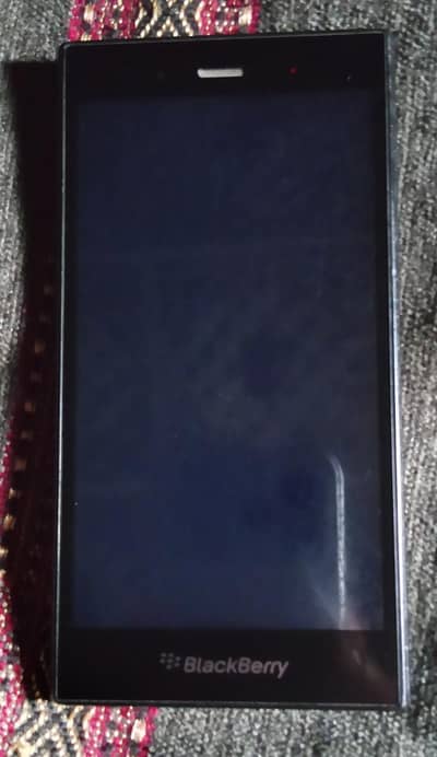 blackberry z3 for sale , Non PTA, v low price