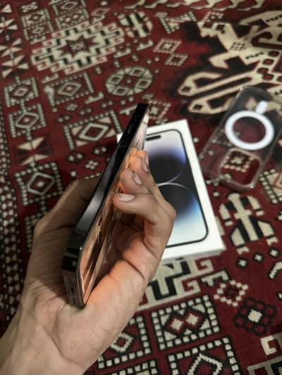 I phone 14 pro non pta