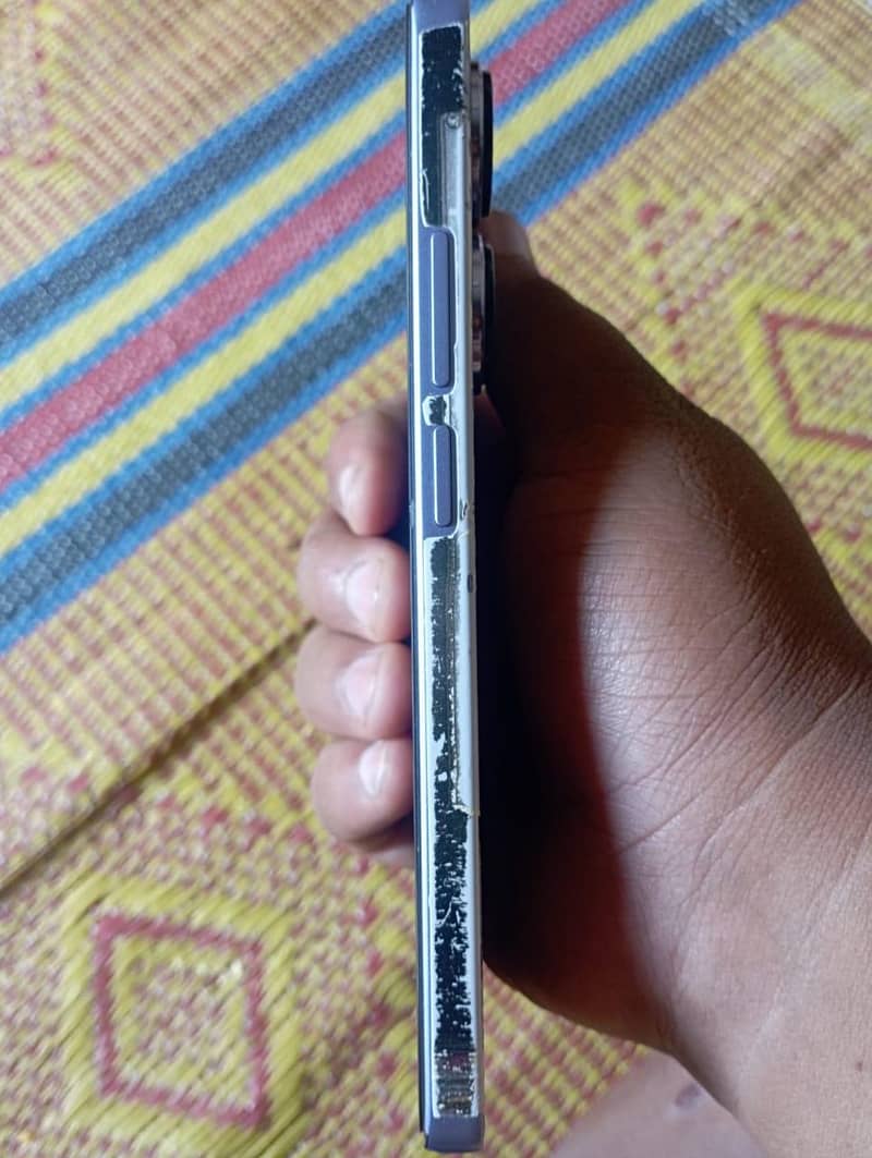 Xiaomi Redmi Note 13 Pro 1