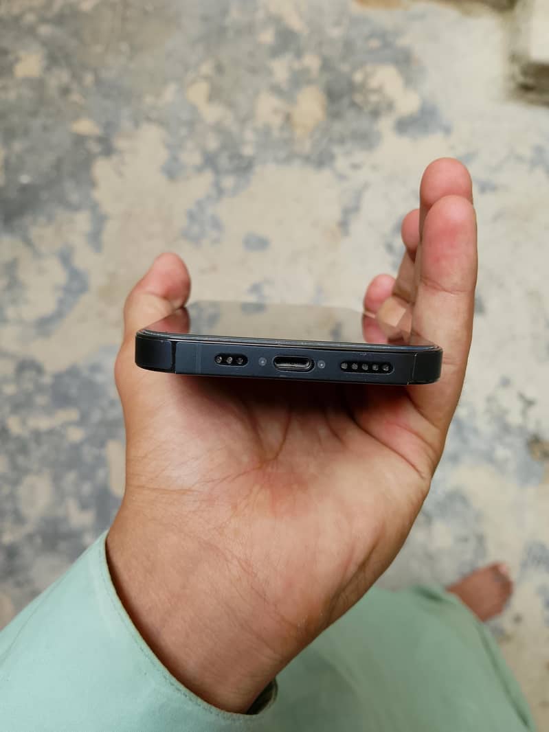 Apple iPhone 14 Pro 4