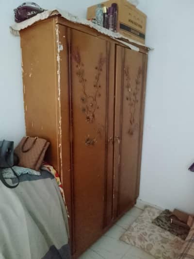cupboard wooden 2