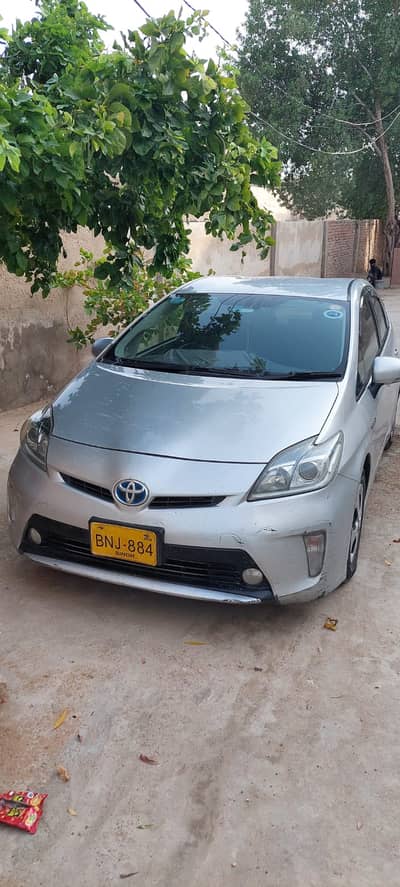 Toyota Prius 2015 / 2018 (Family Car)