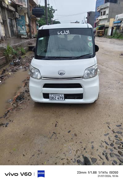 Daihatsu Tanto 2014