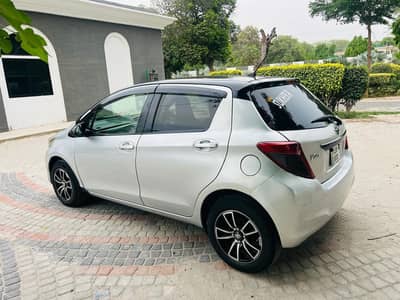 Toyota Vitz 2011