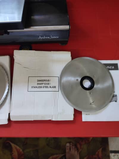 Krups Electric Food / Vegetable/ Fruits/ Meat Slicer with Acces