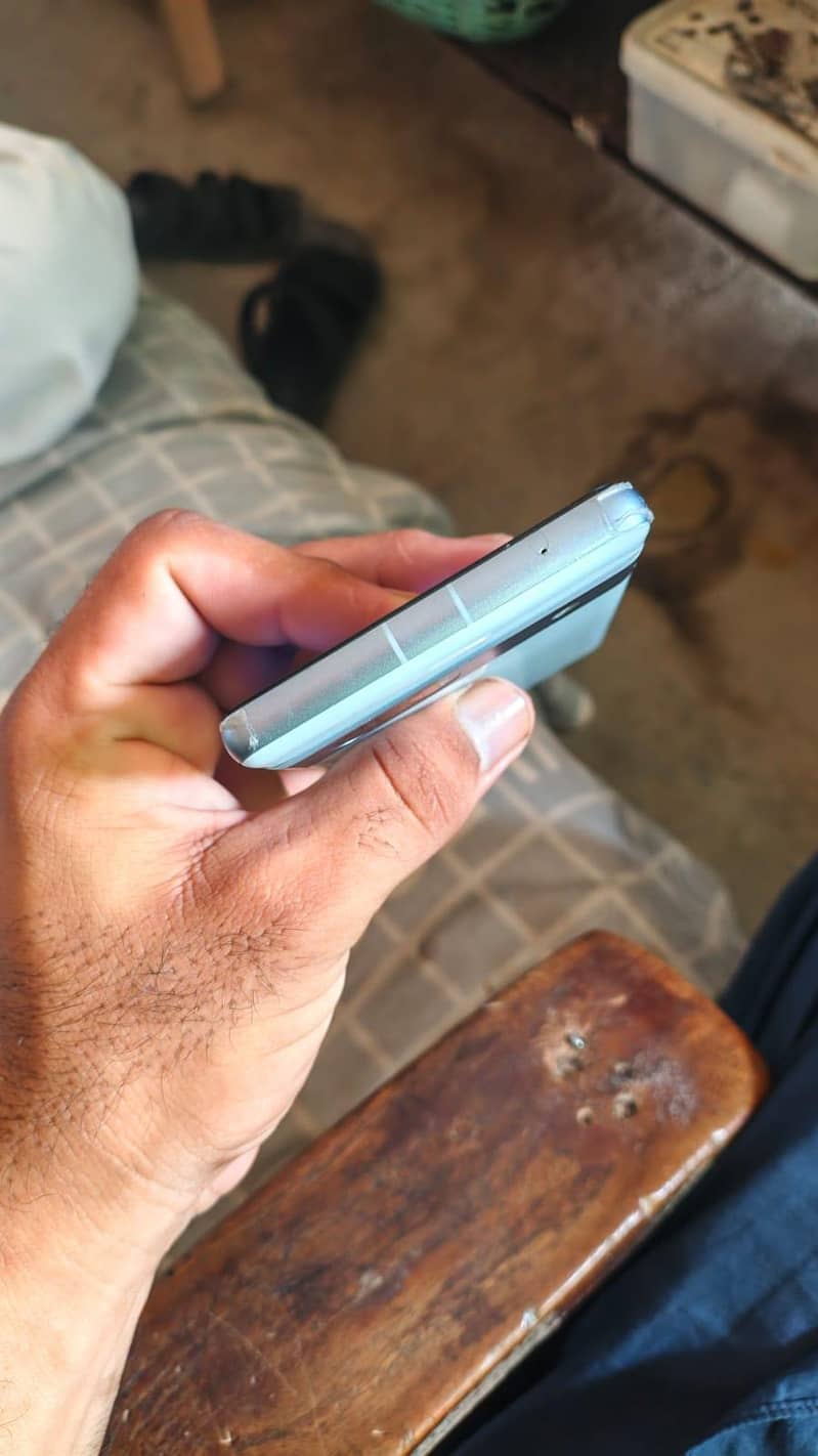 Google Pixel 7a 2