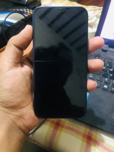 Apple iPhone 12
