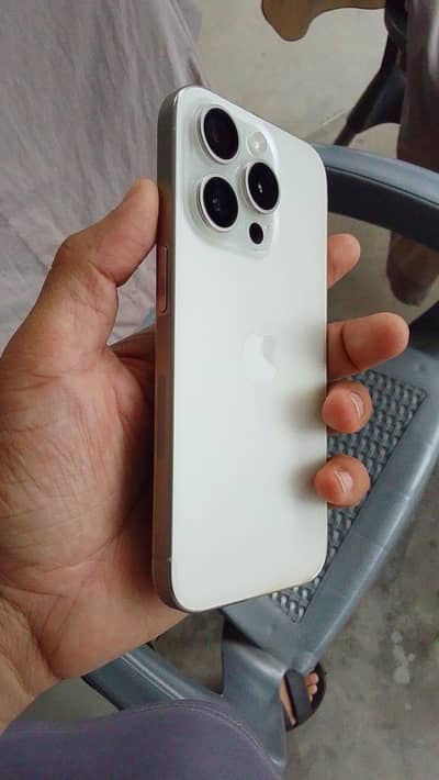 iPhone 15 pro brand new interested people come inbox